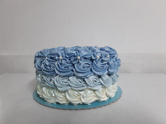 Bolo de Abacaxi Com Mousse de Chocolate Branco
